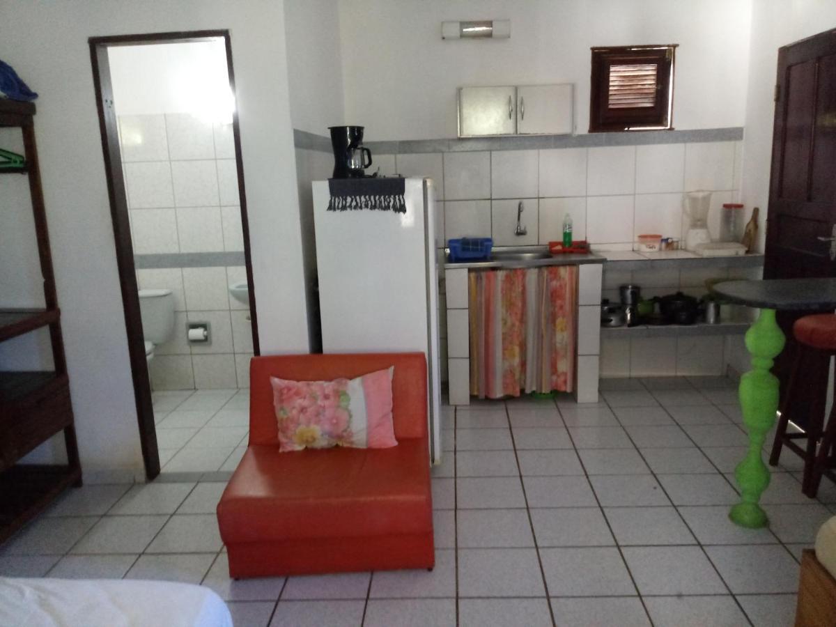 Residencia Pancho Villa Canoa Quebrada Exterior photo