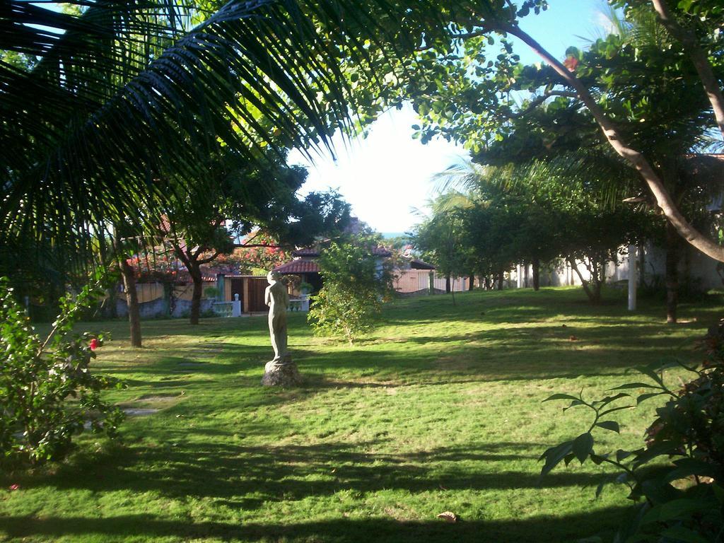 Residencia Pancho Villa Canoa Quebrada Exterior photo
