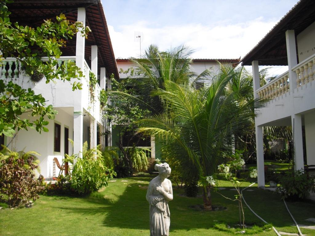 Residencia Pancho Villa Canoa Quebrada Exterior photo
